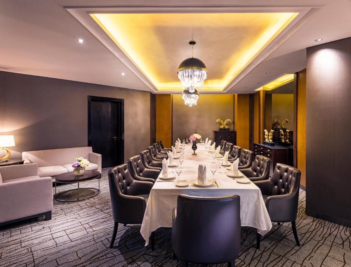 Hotel Ezdan Palace 5*