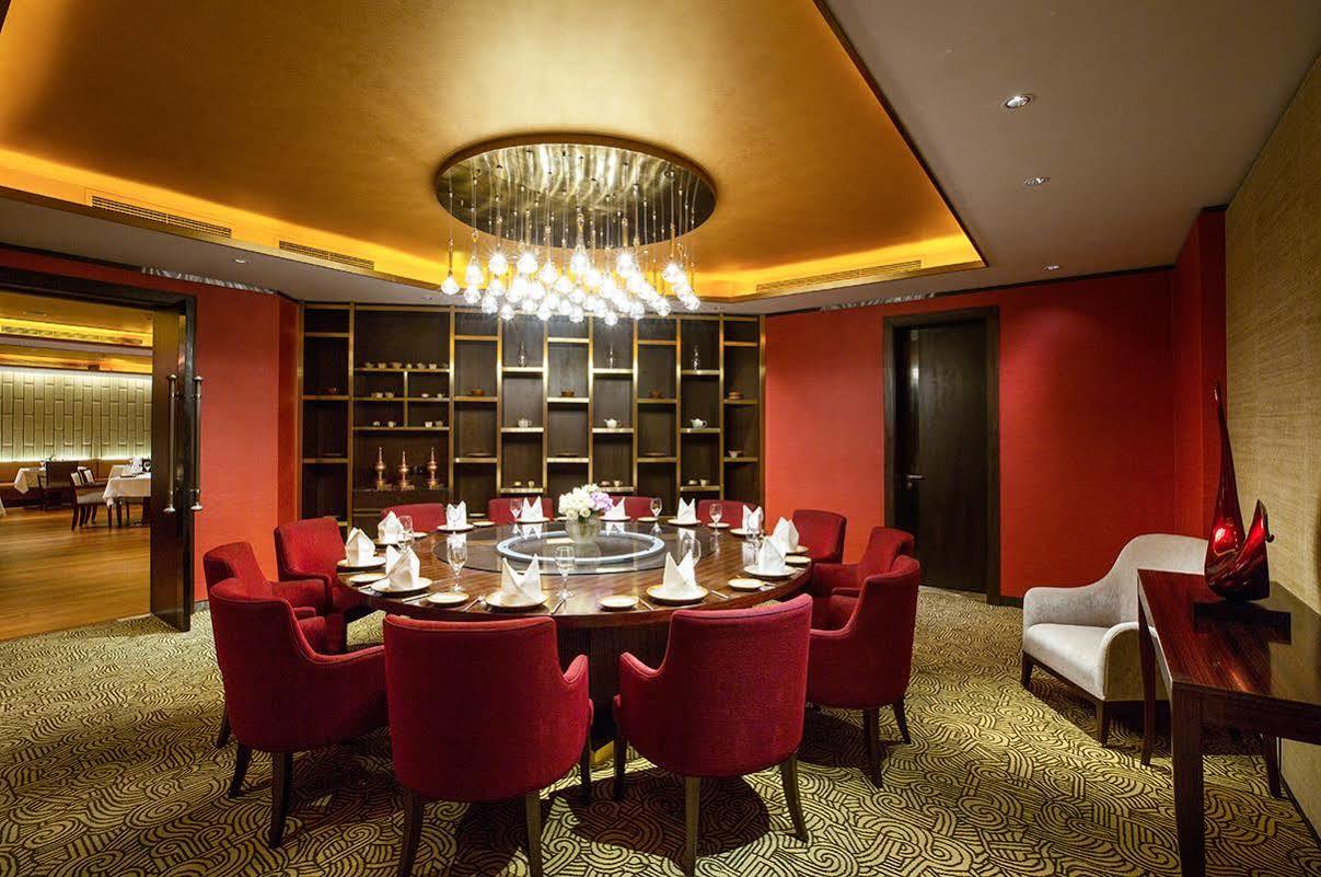 Ezdan Palace 5*